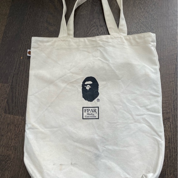 BAPE Tote bag - Picture 2 of 2